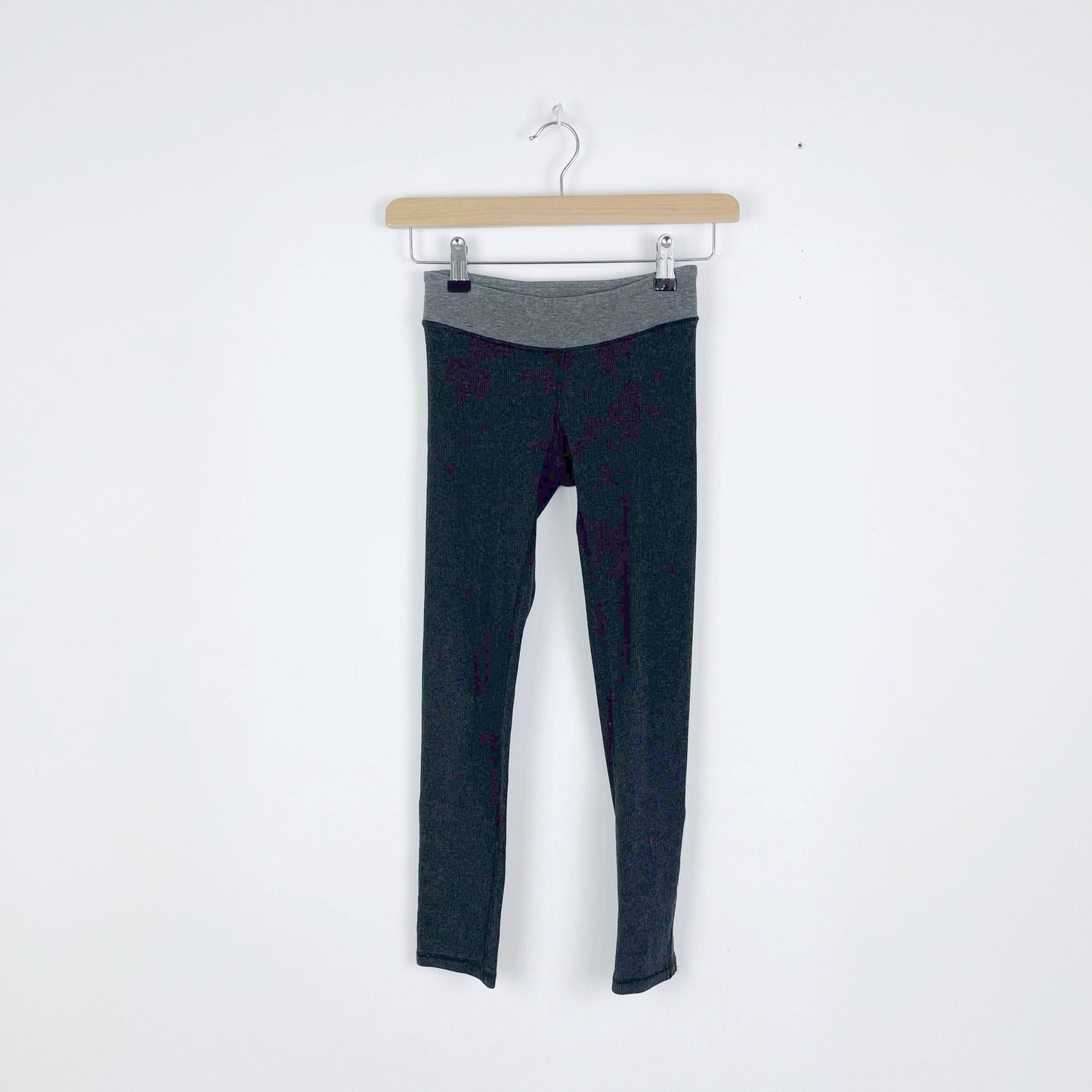 lululemon ribbed two tone crop pants - size 2