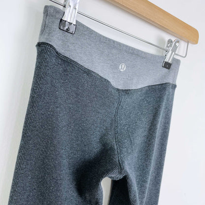 lululemon ribbed two tone crop pants - size 2