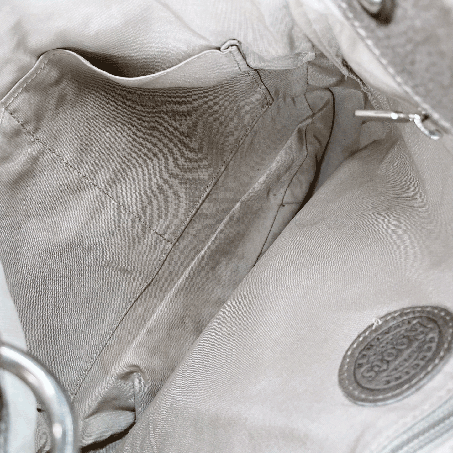 roots olivia vintage leather shoulder bag