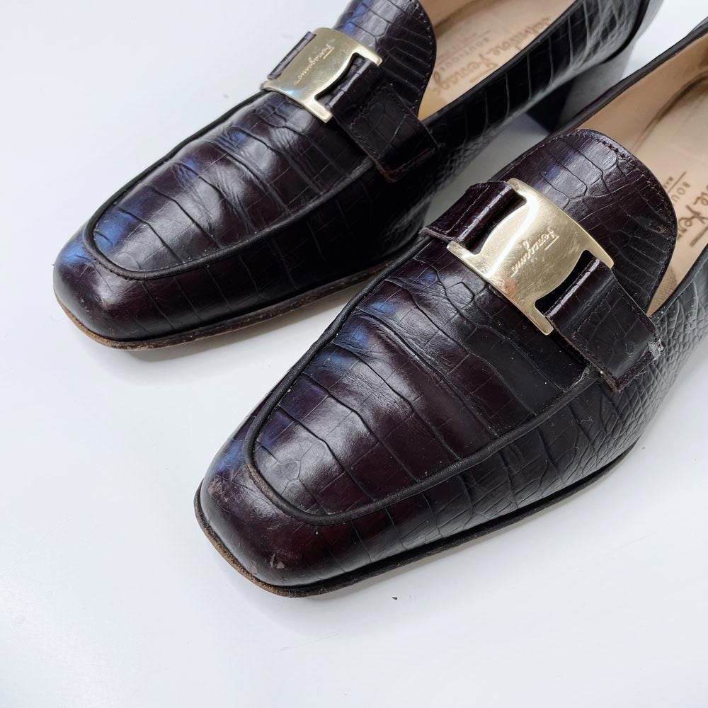 vintage salvatore ferragamo croc low heel loafer