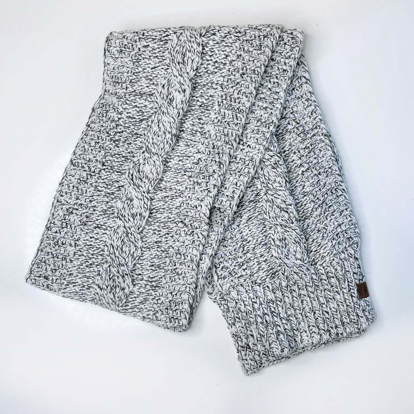 roots cable knit scarf