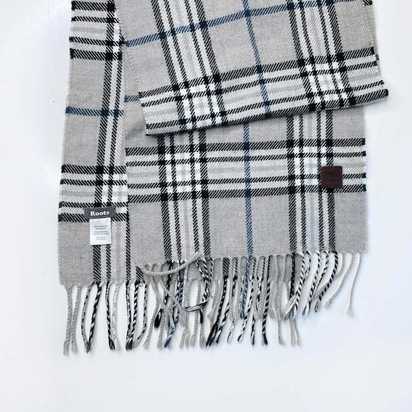roots grey plaid fringe scarf