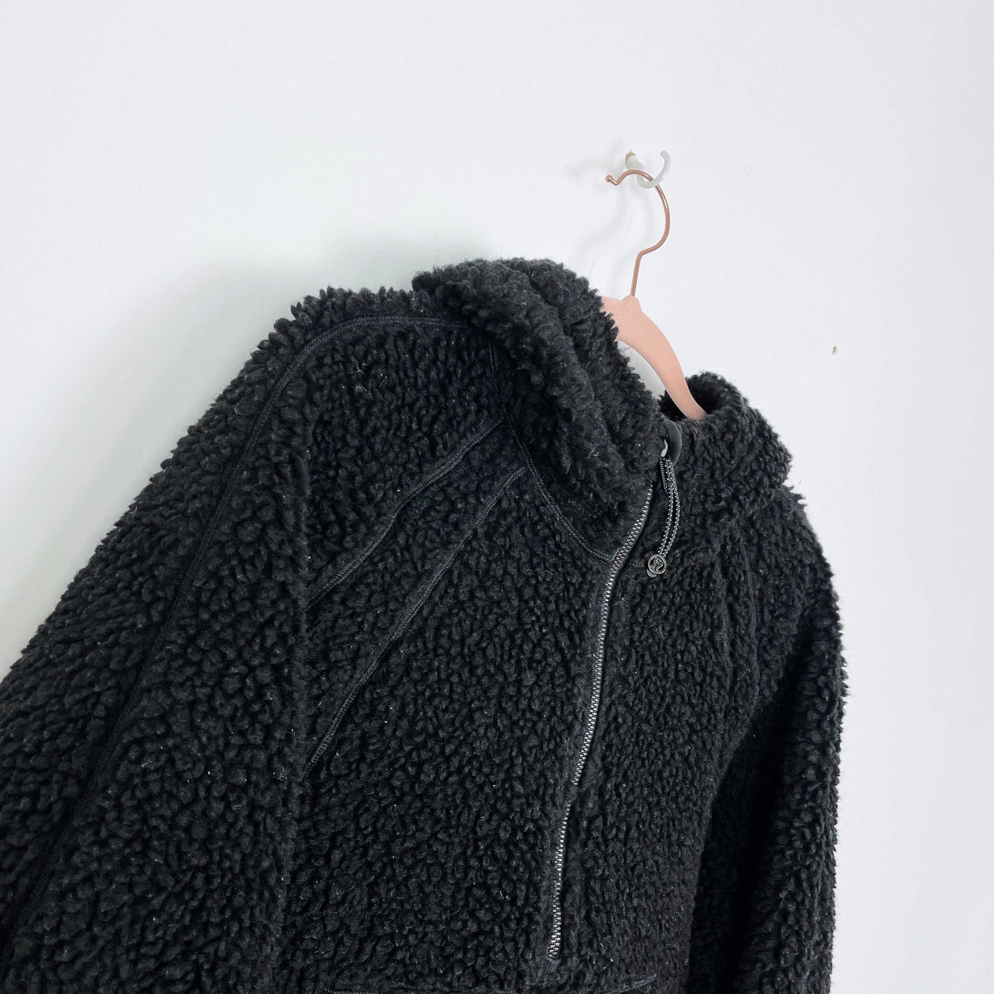 lululemon 2020 scuba oversized wool-blend sherpa - size m/l