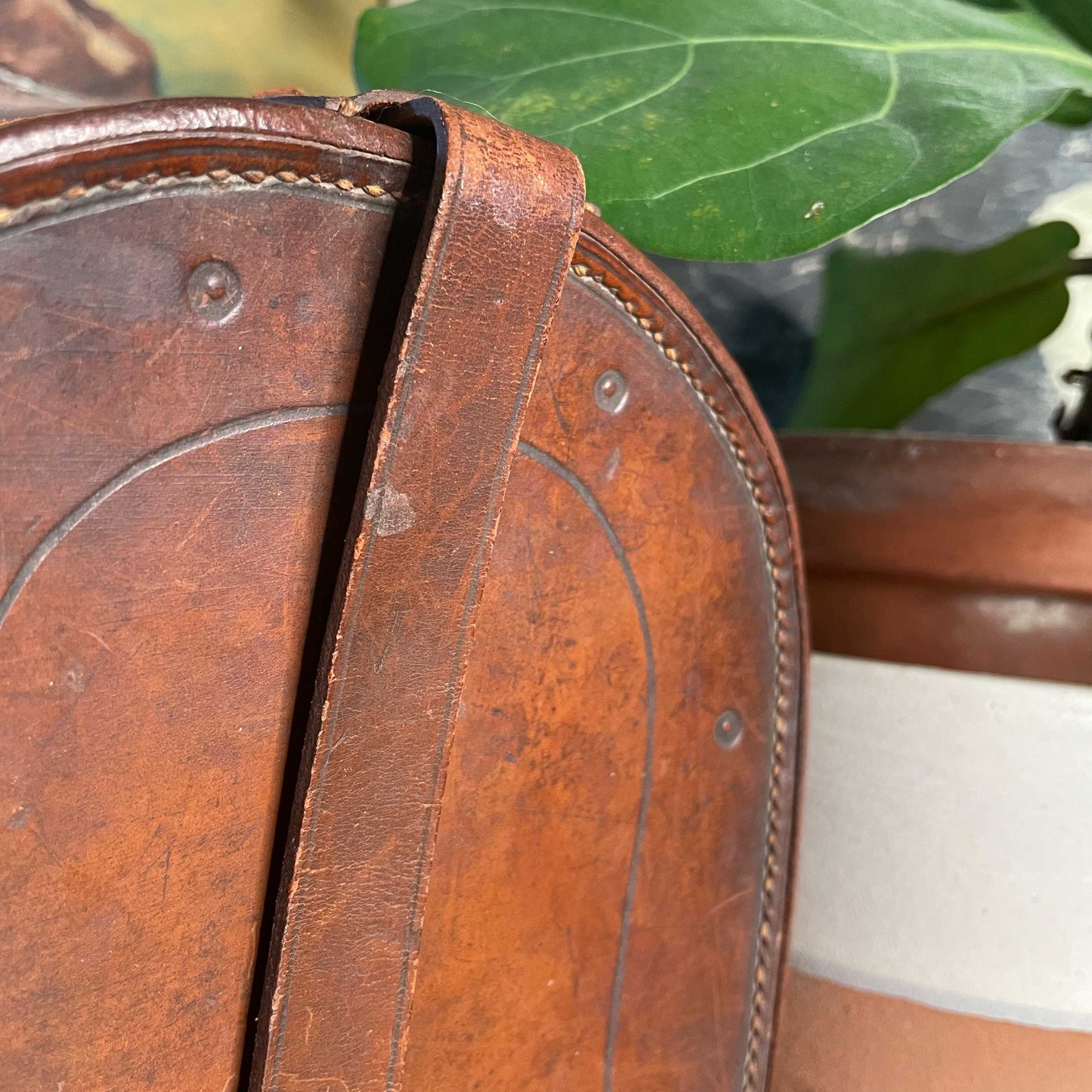 vintage 1900s leather horseshoe collar box