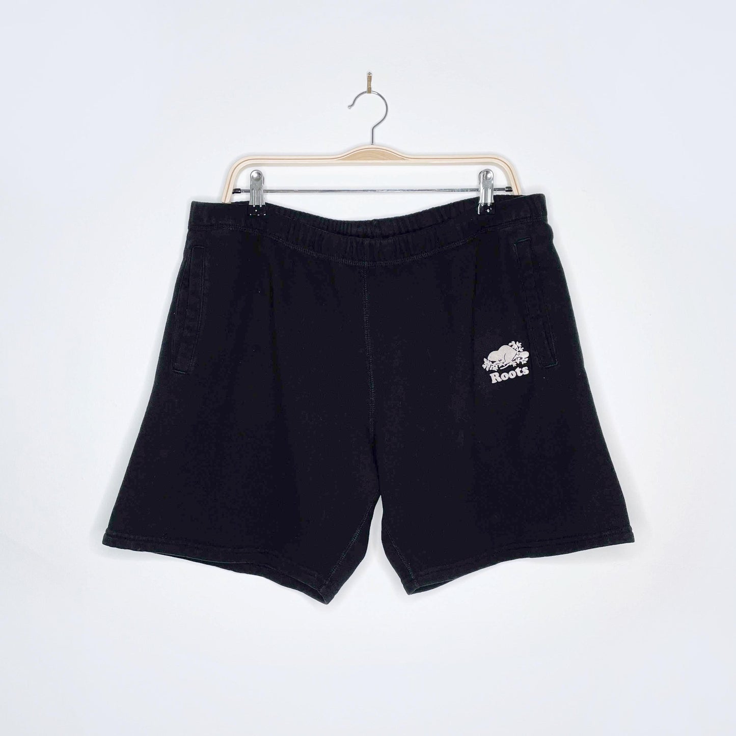 roots 2021 black 8" sweat shorts