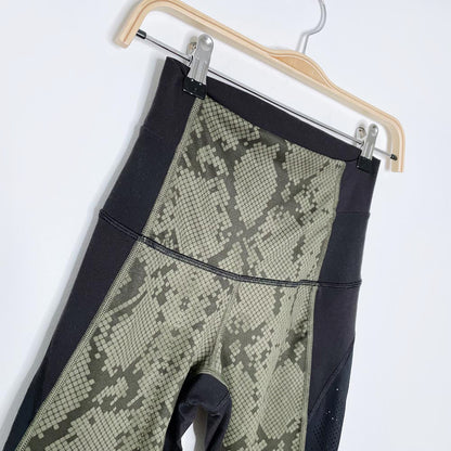 lululemon beyond boundaries pant full on luon