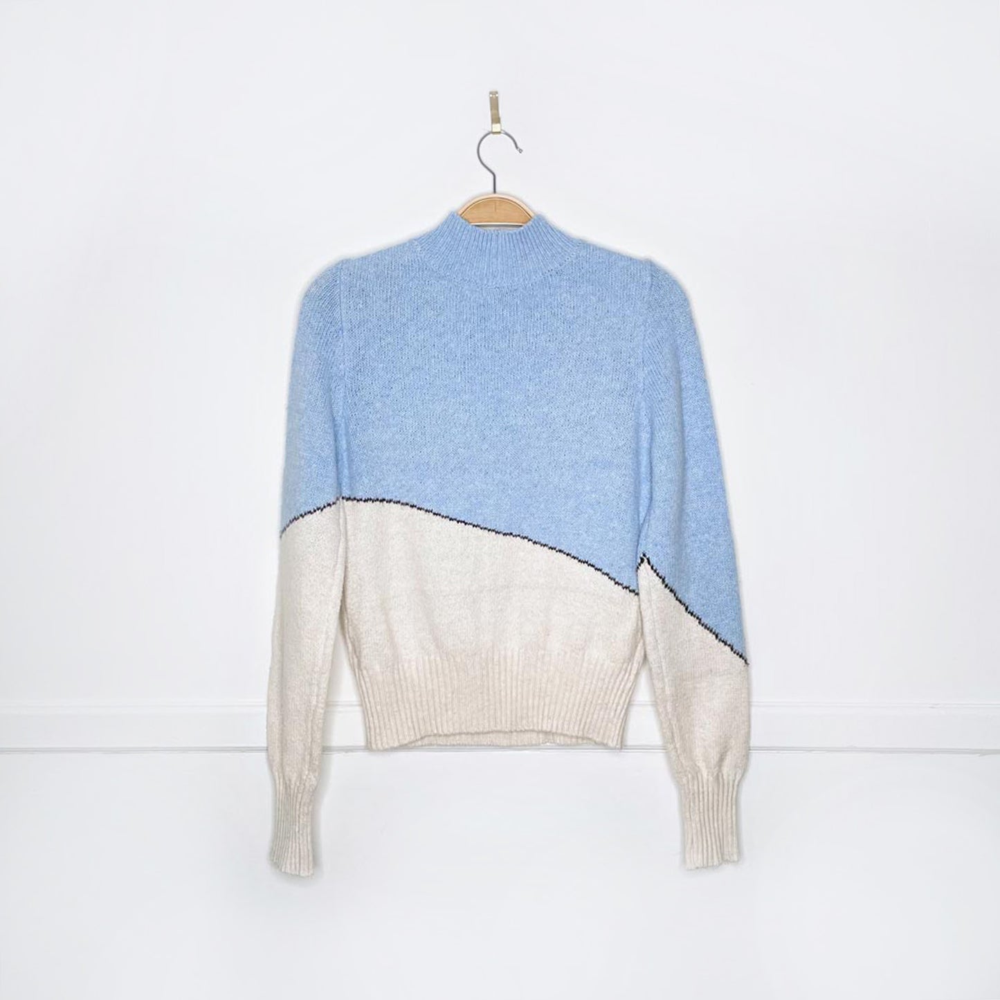 american eagle snoopy sledding knit sweater