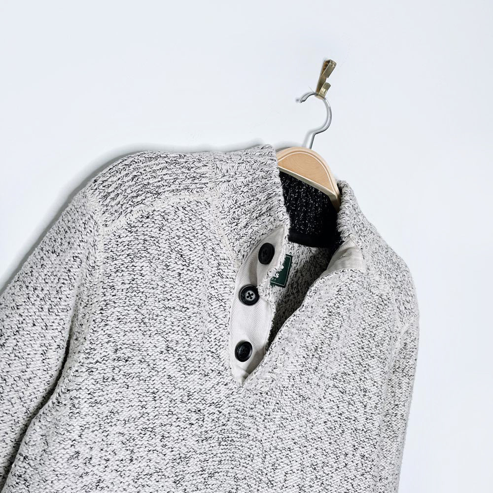 roots snowy fox 1/4 button knit sweater