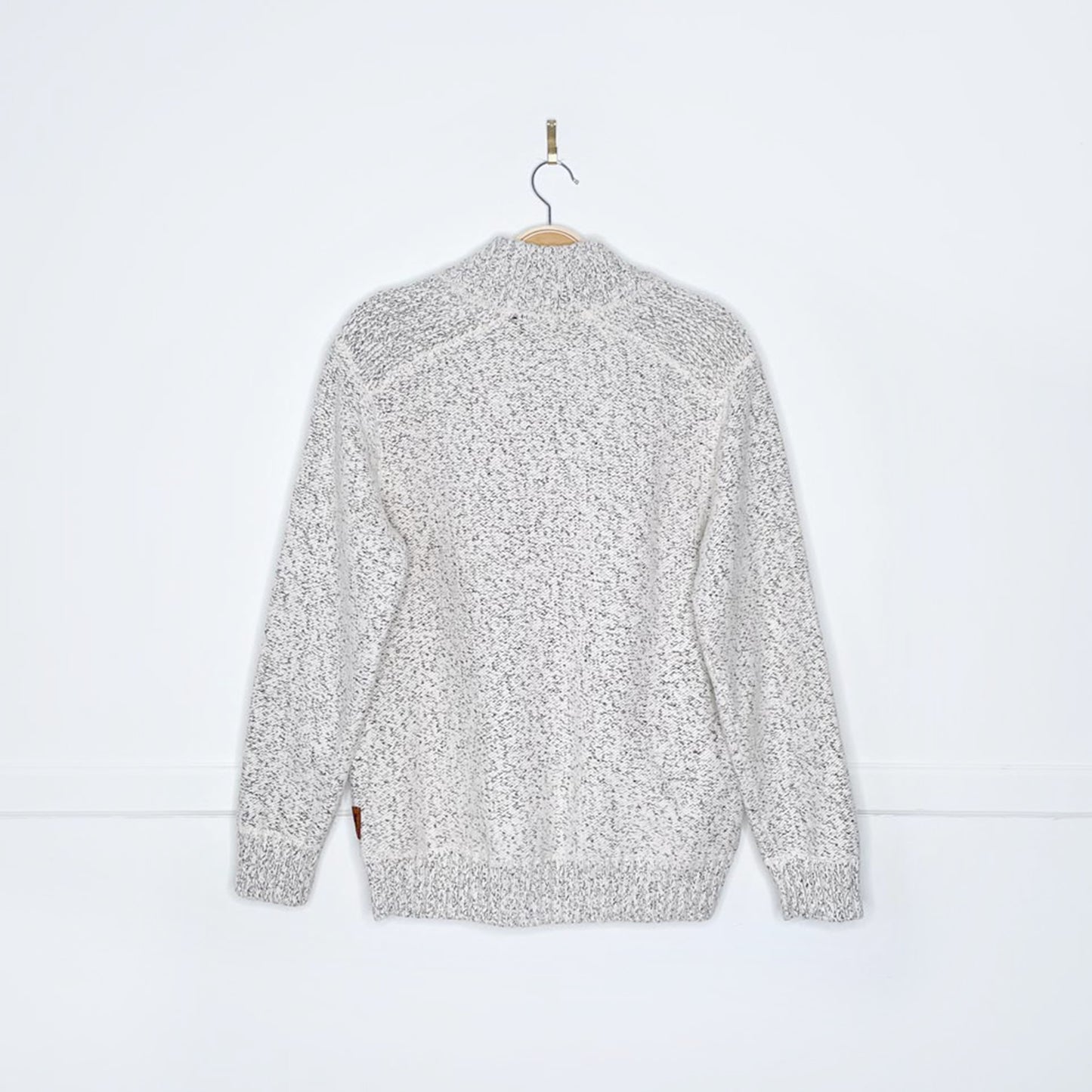 roots snowy fox 1/4 button knit sweater
