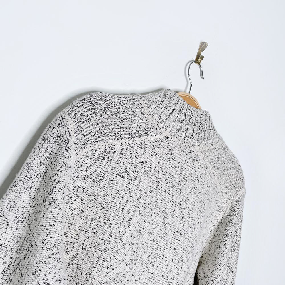 roots snowy fox 1/4 button knit sweater