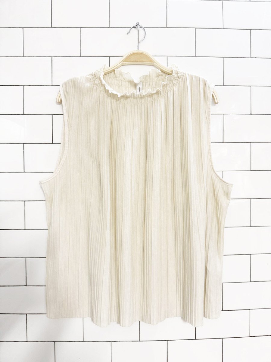 soyaconcept accordion ruffle high neck sleeveless top - good market thrift store