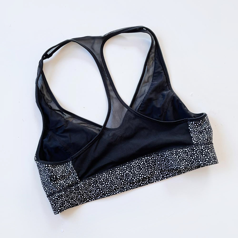 lululemon race with me sports bra aquela