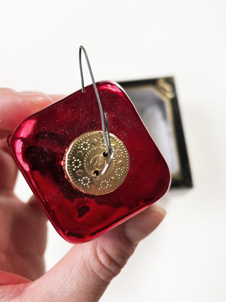 stacked dice glass ornament - good market thrift store