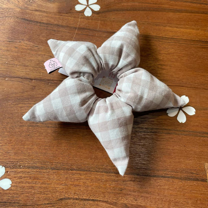 handmade puffer scrunchie by no romance