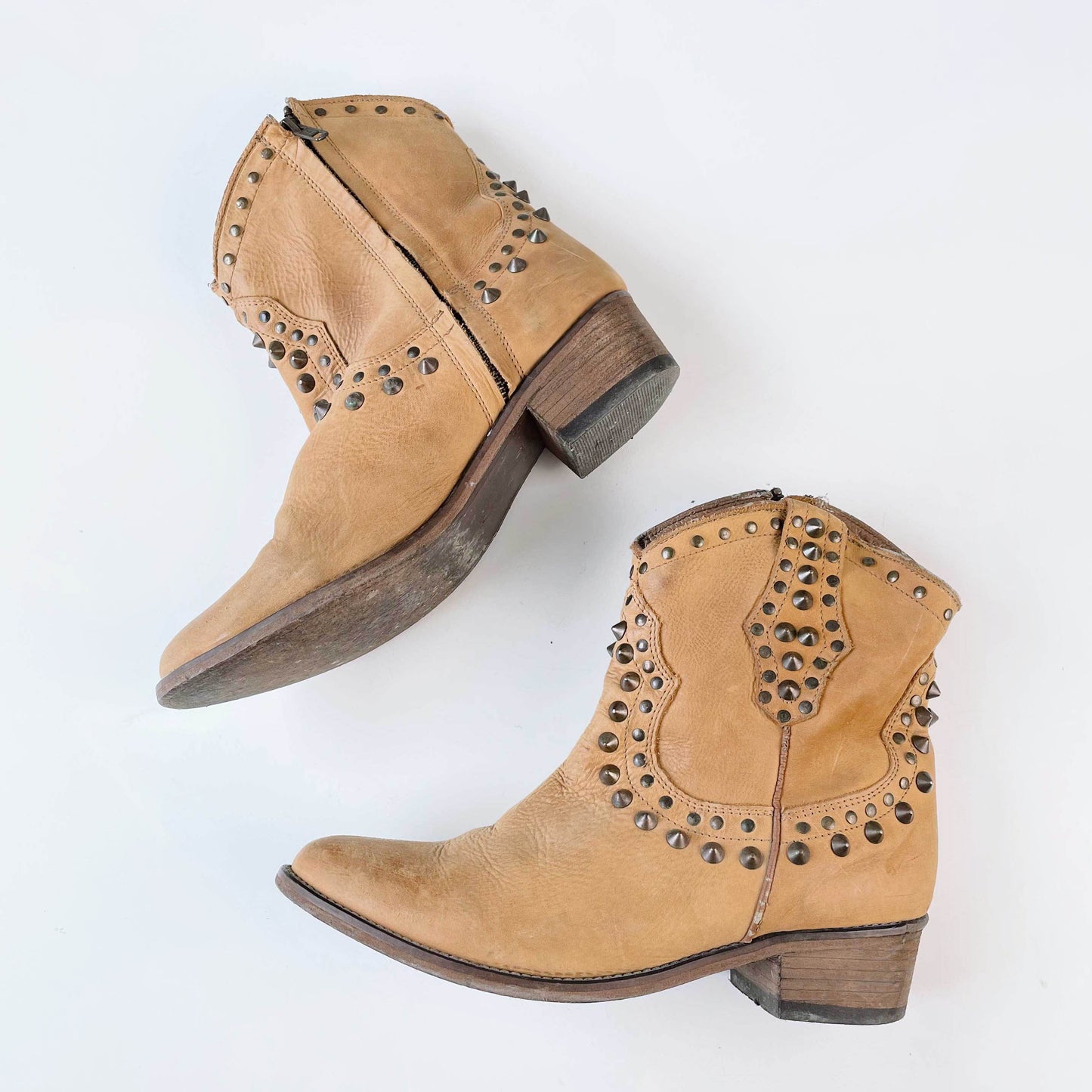 steve madden swaret studded short western boot