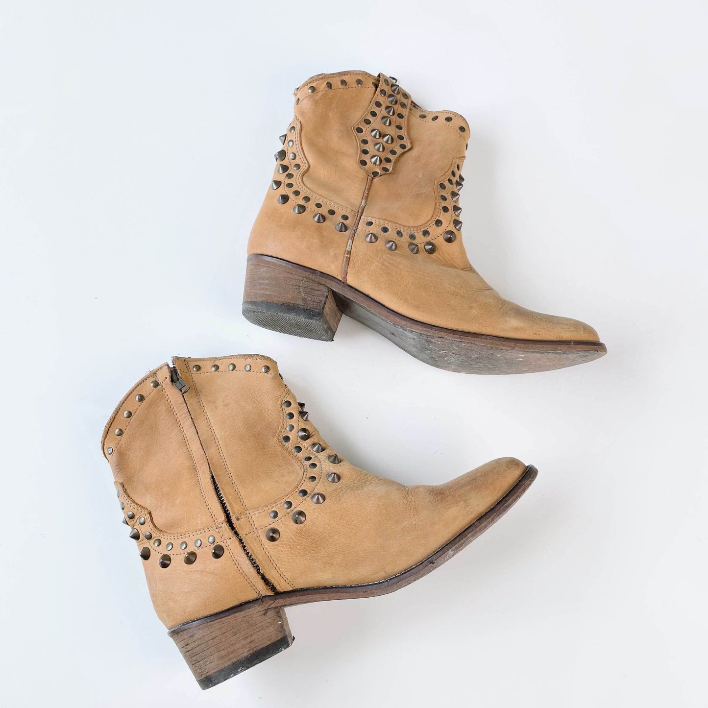 steve madden swaret studded short western boot