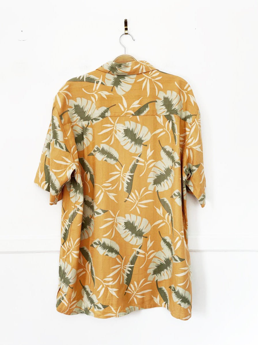 sto susquehanna trail outfitters 100% silk full button cabana shirt - good market thrift store