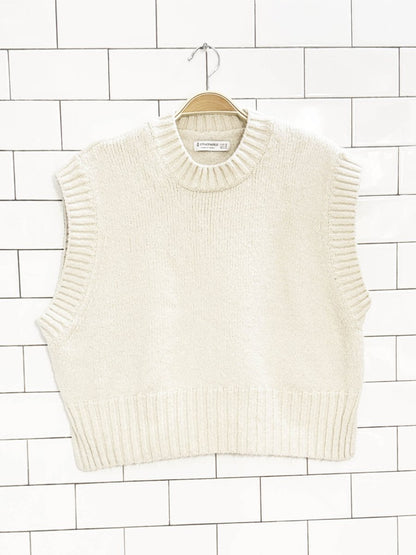 stradivarius chunky oversized boxy knit vest - good market thrift store