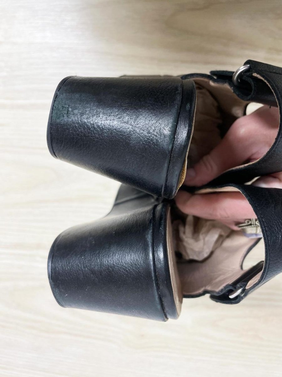 stuart weitzman leather platform sandals - good market thrift store