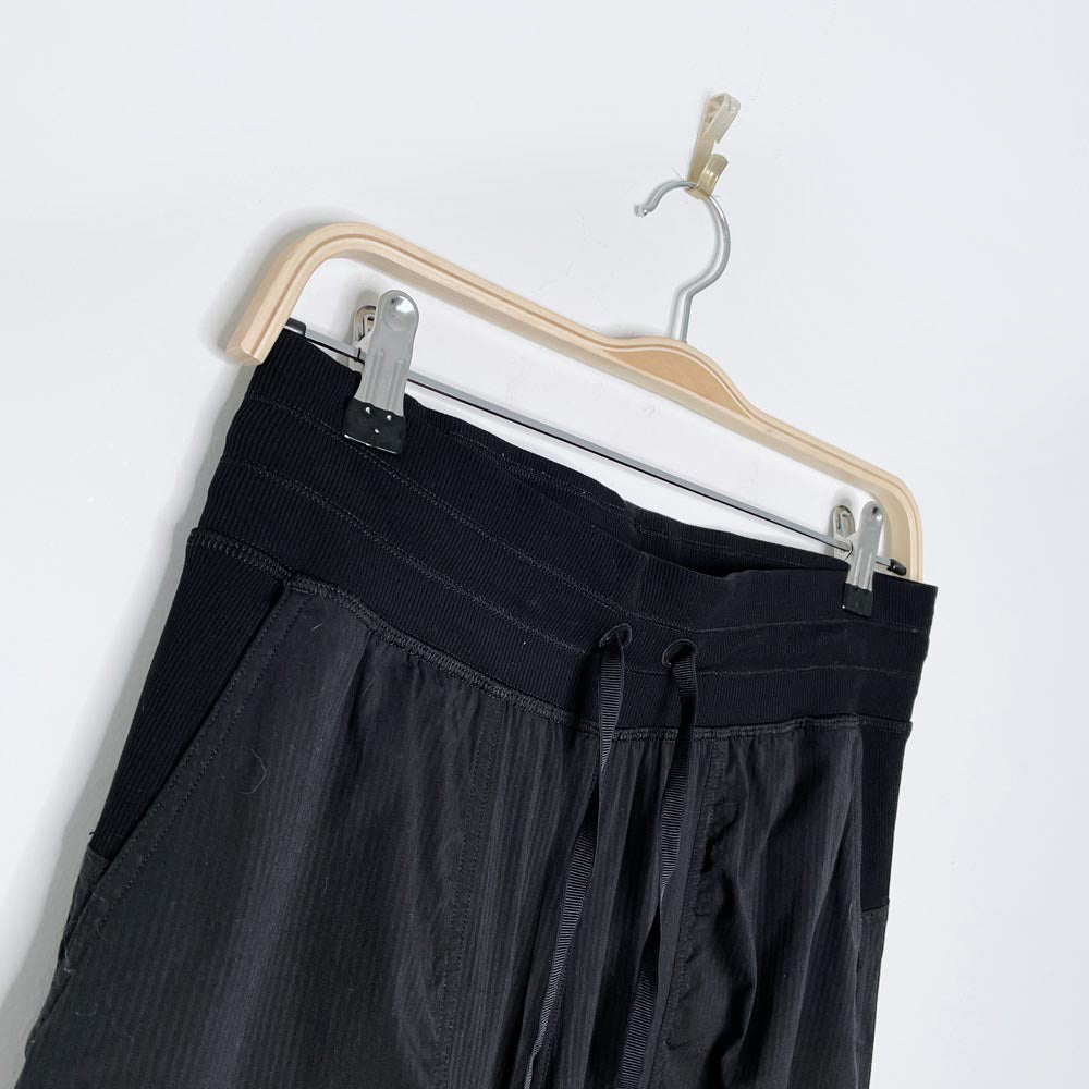 lululemon 2019 dance studio jogger unlined swift