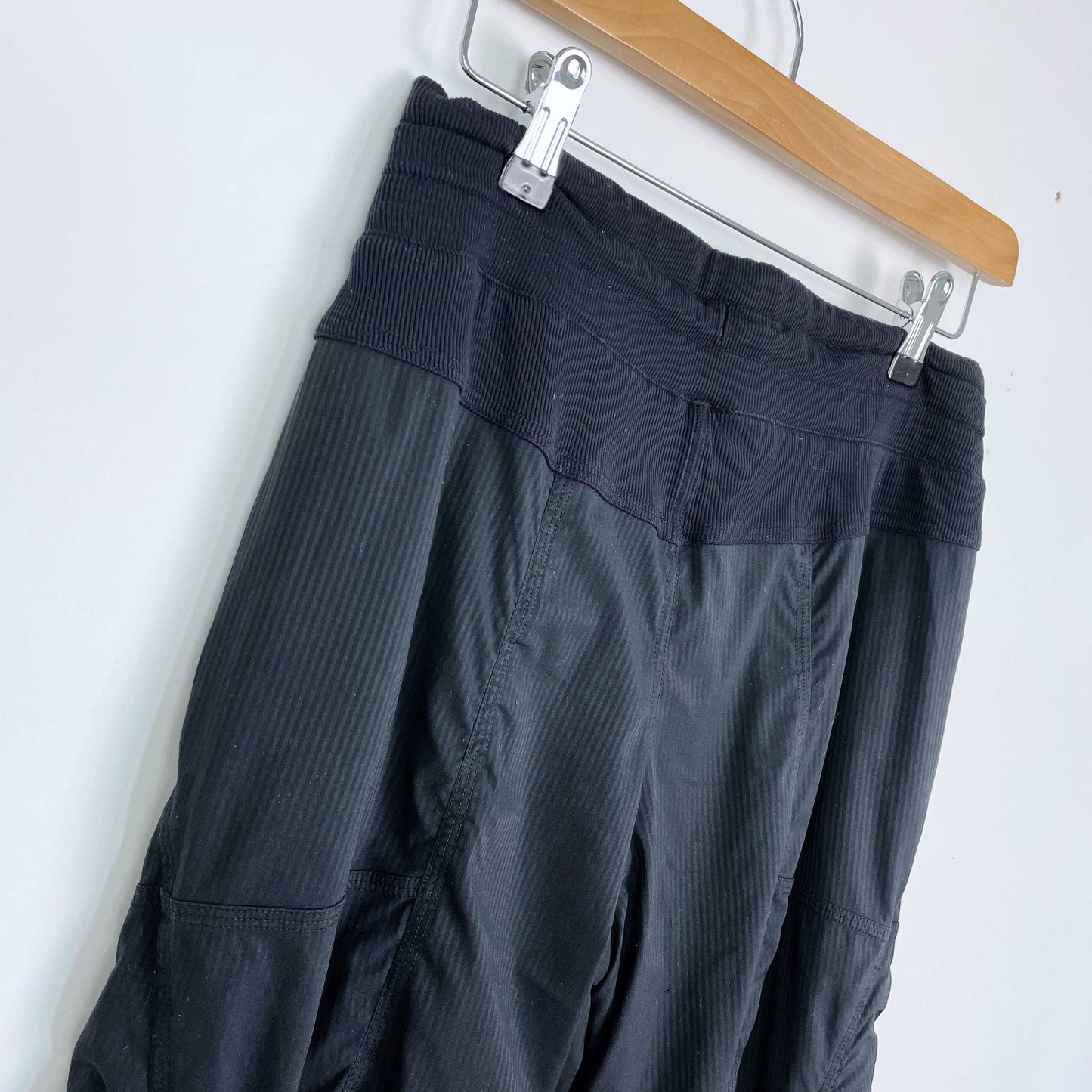 lululemon black dance studio pant lined - size 6
