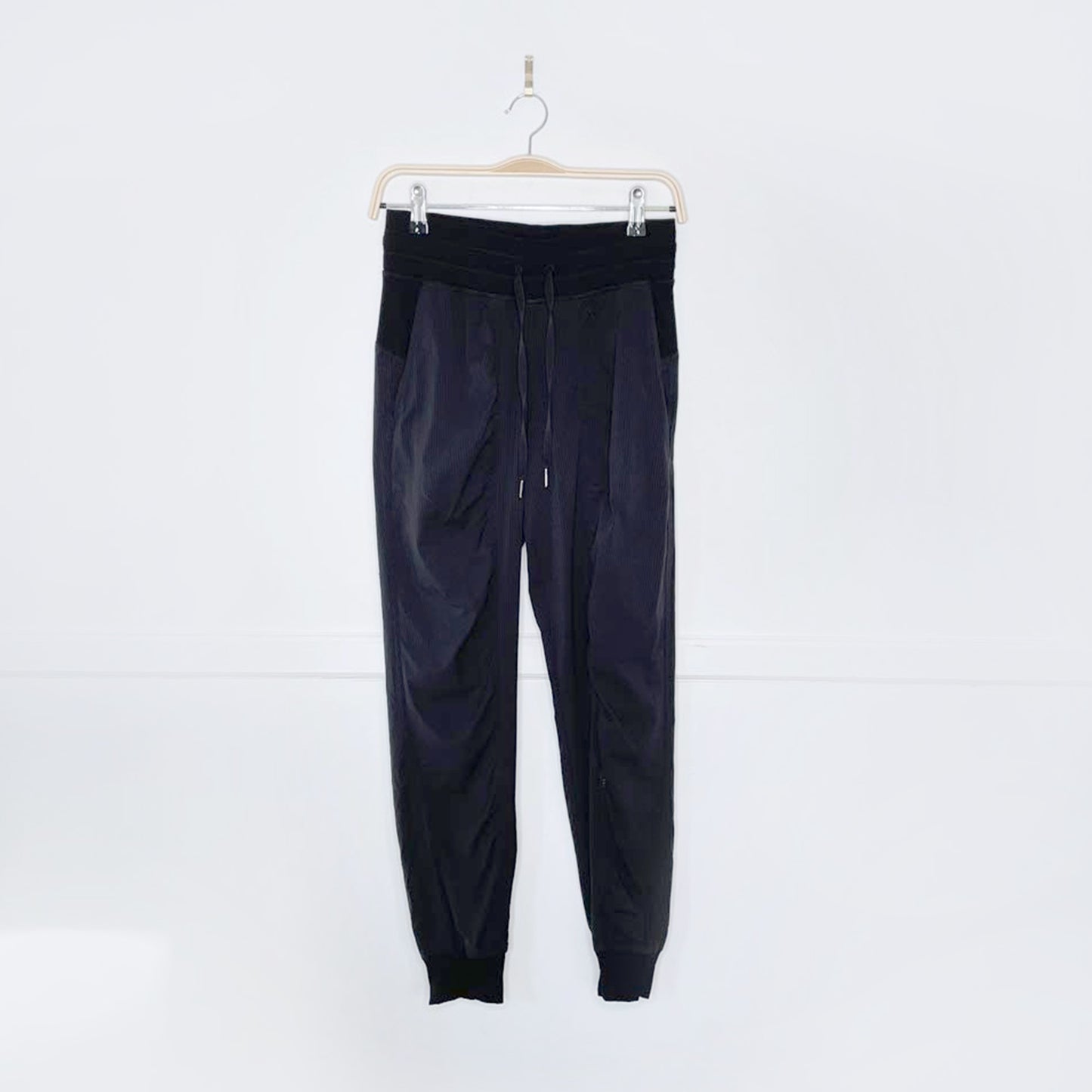 lululemon 2019 dance studio jogger swift