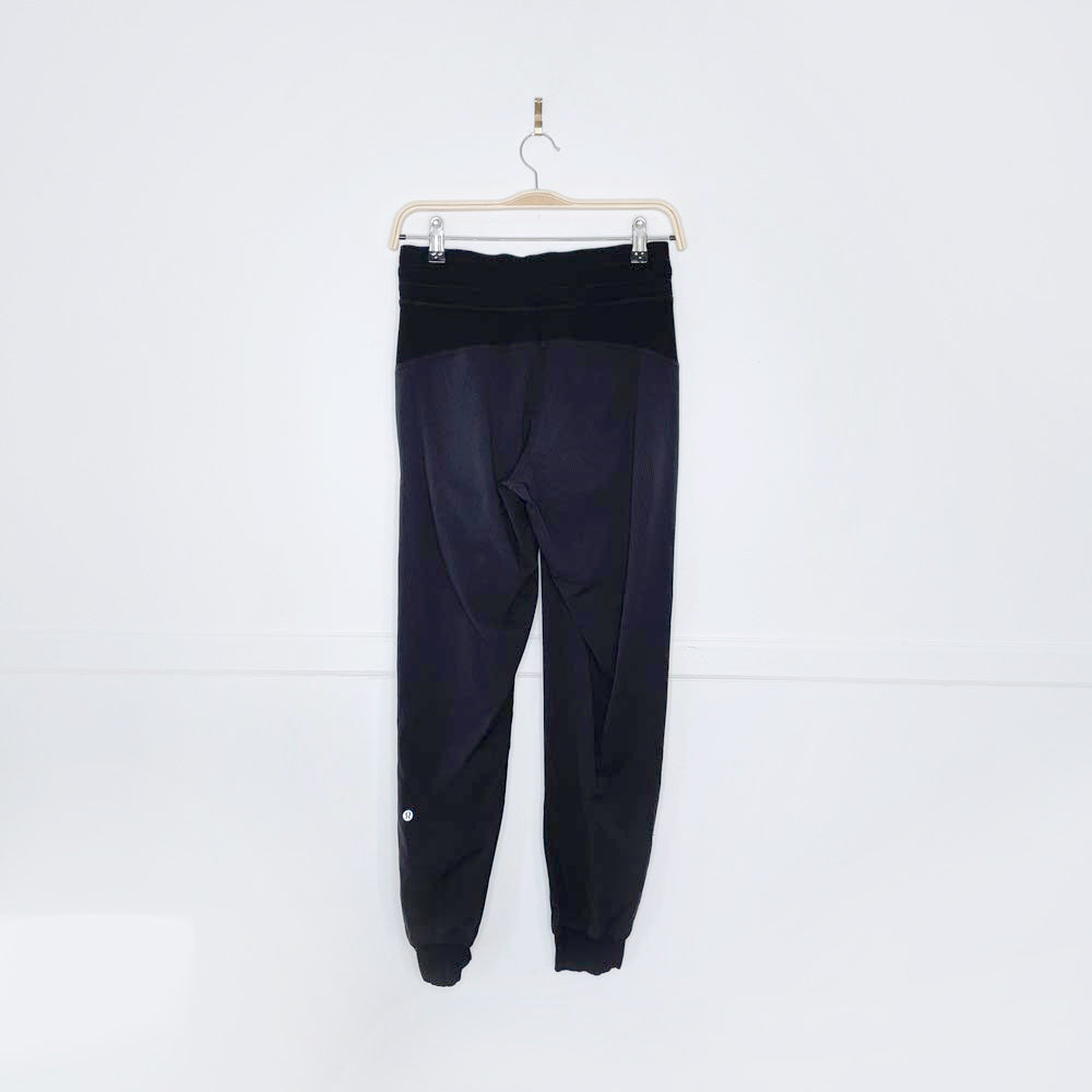 lululemon 2019 dance studio jogger swift