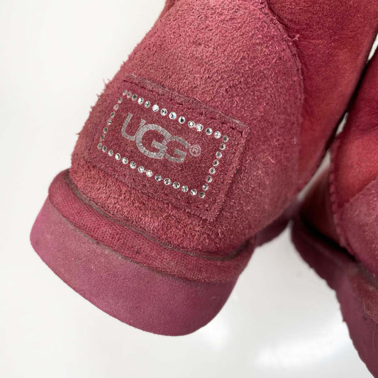 ugg classic short bling sheepskin boot in sangria - size 6
