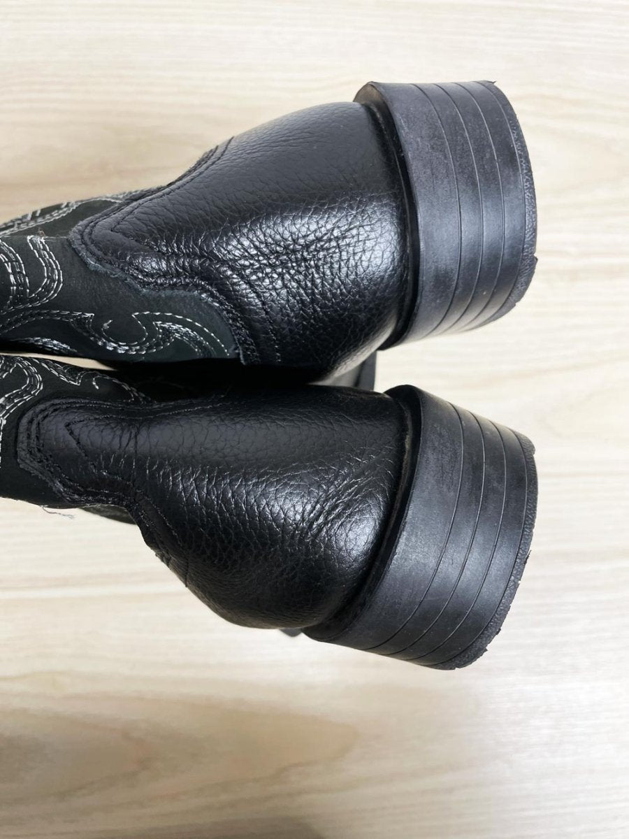 survivors leather square toe western cowboy boots - good market thrift store