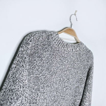 roots 2020 cotton v-neck snowy fox sweater