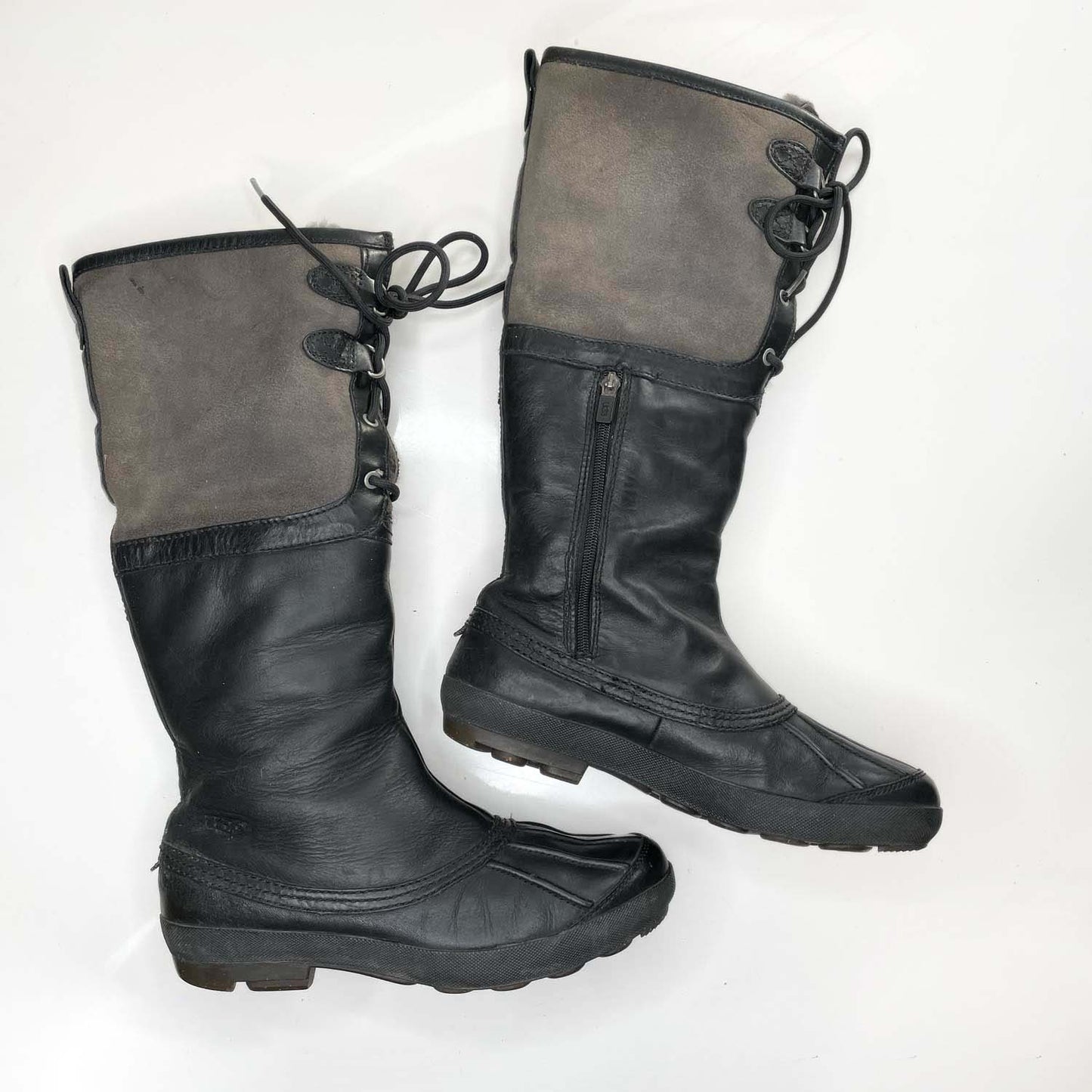 ugg becloud tall black sheepskin waterproof boots - size 10