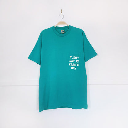 vintage 90s tt&co x earth activist pocket tee