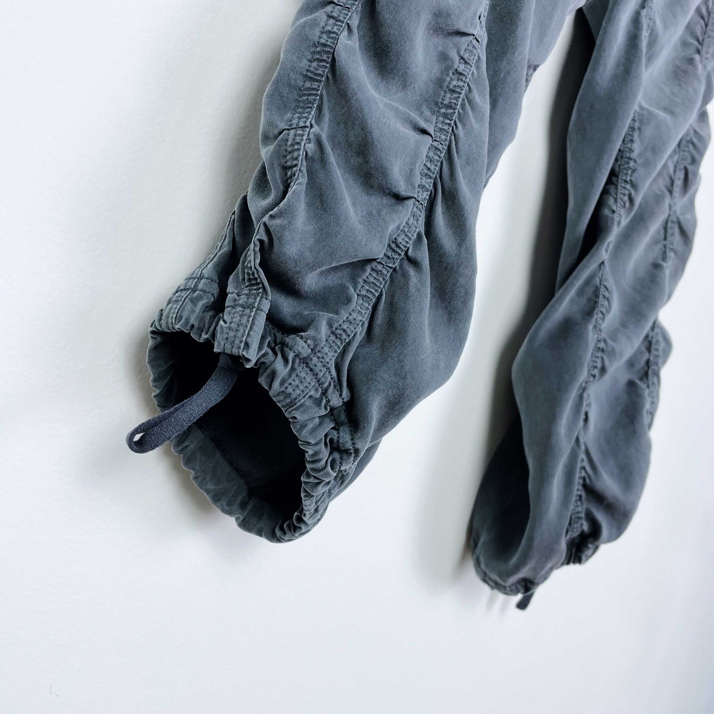 lululemon tencel studio crop - size 4