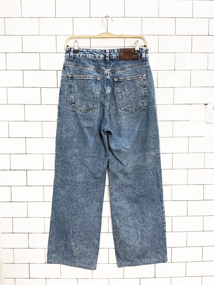 tennis wide leg diamond stud jeans - good market thrift store