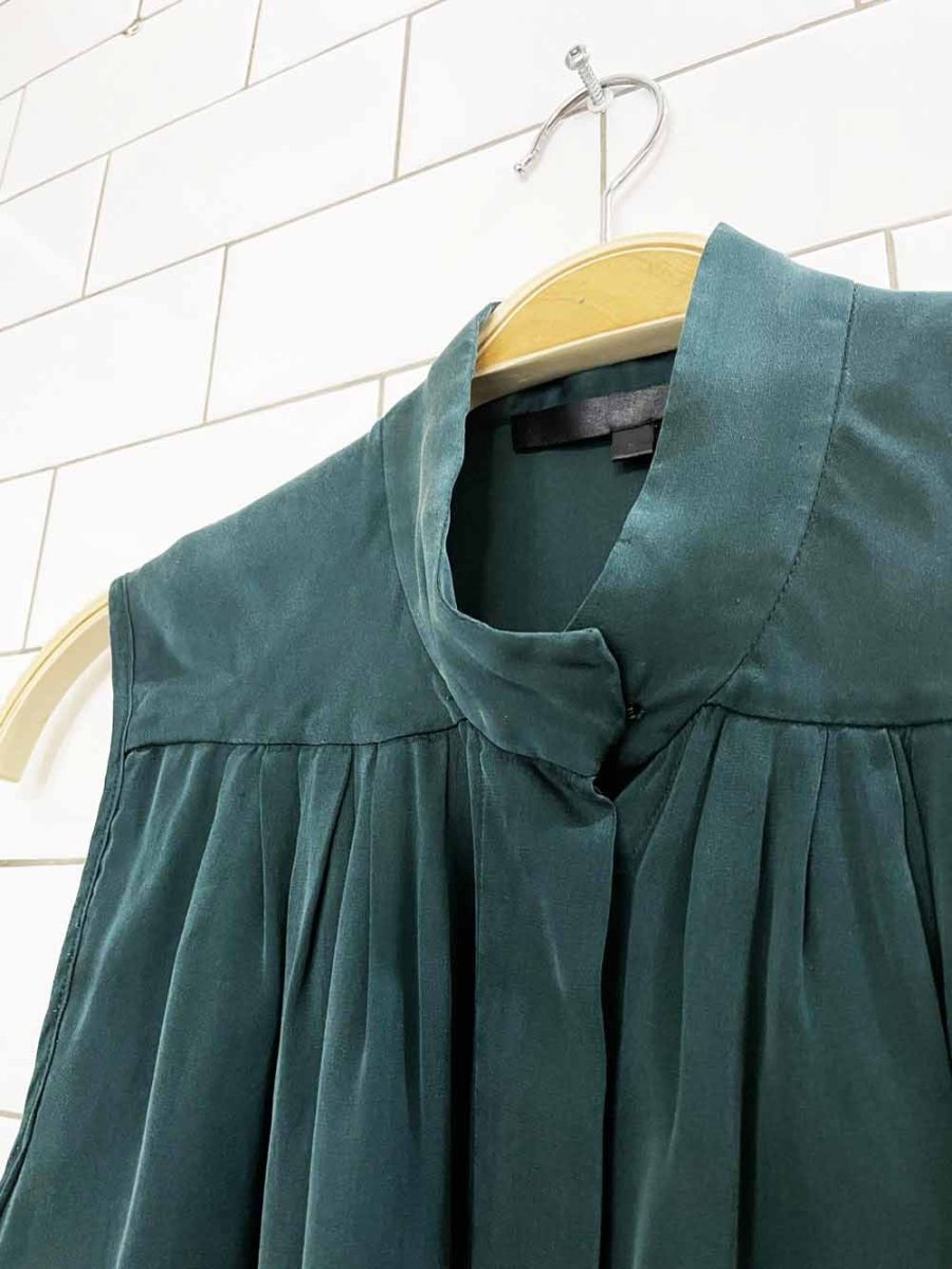 theyskens theory 100% silk pleated sleeveless blouse - good market thrift store