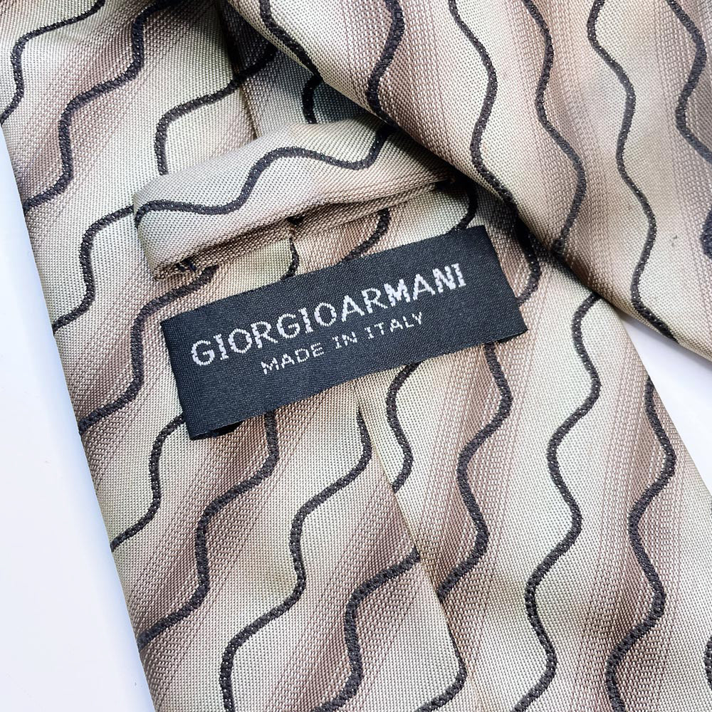 vintage giorgio armani wavy silk tie