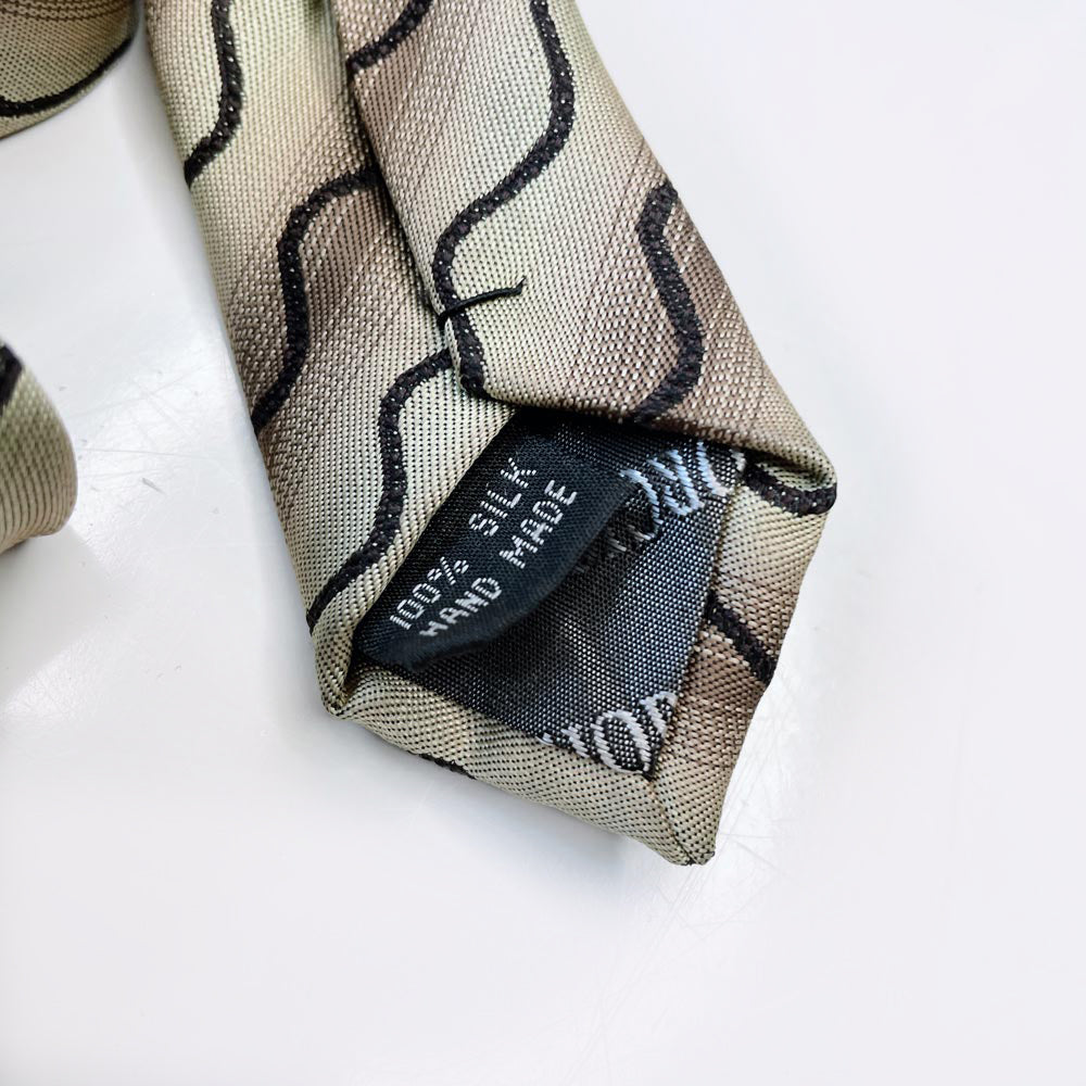 vintage giorgio armani wavy silk tie
