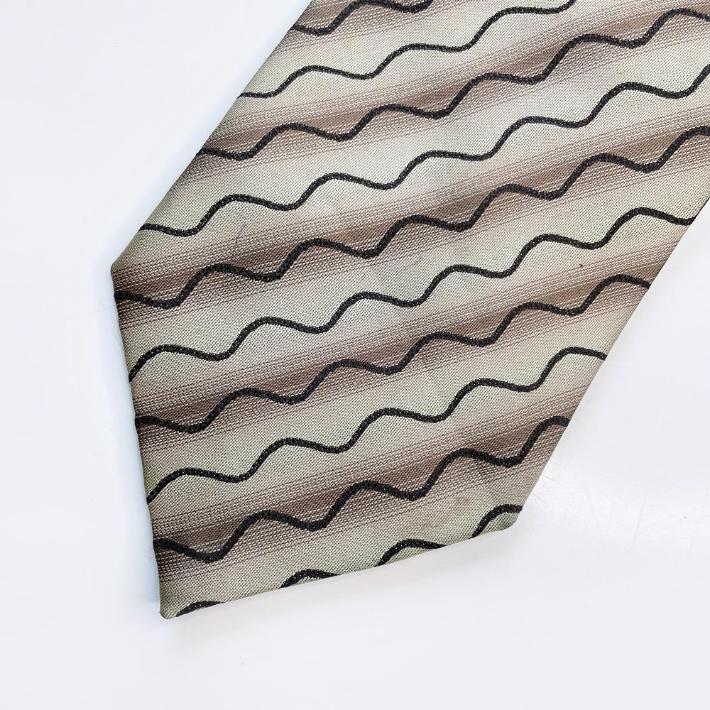 vintage giorgio armani wavy silk tie