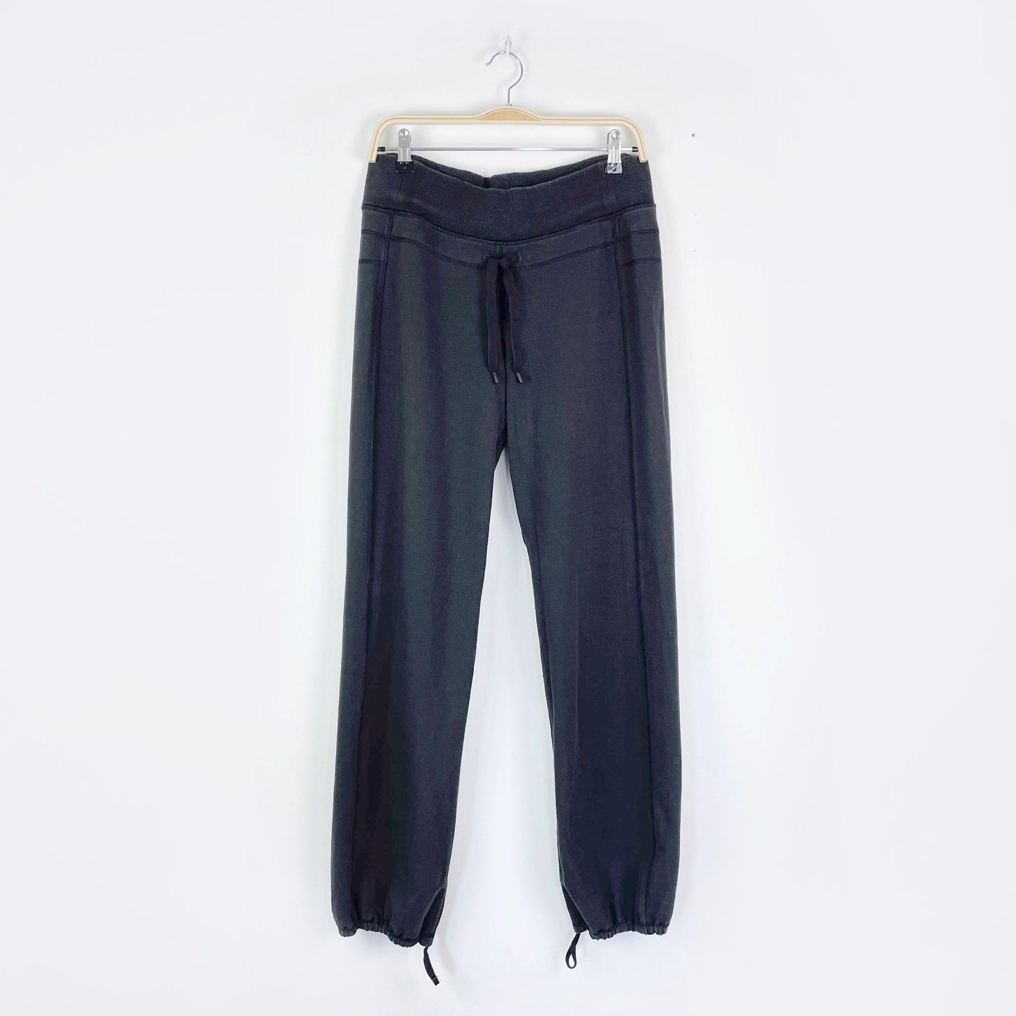 lululemon tie hem dance joggers