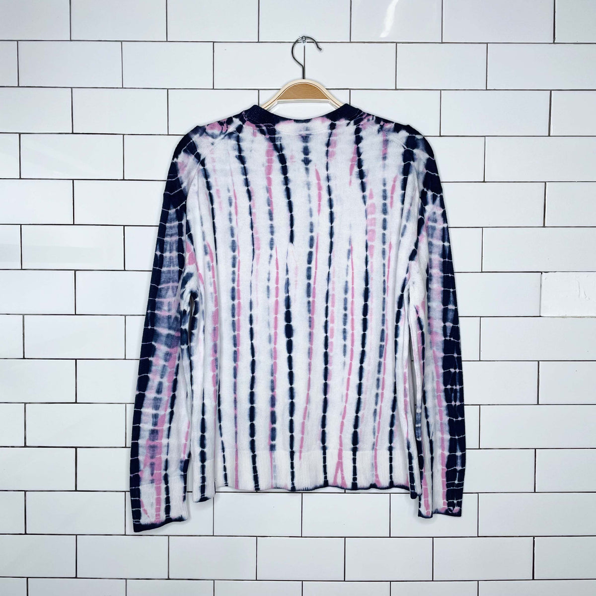 lululemon 2022 tie dye crewneck with cashmere - size medium