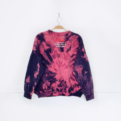 vintage x earth activist tie dye boxy crew