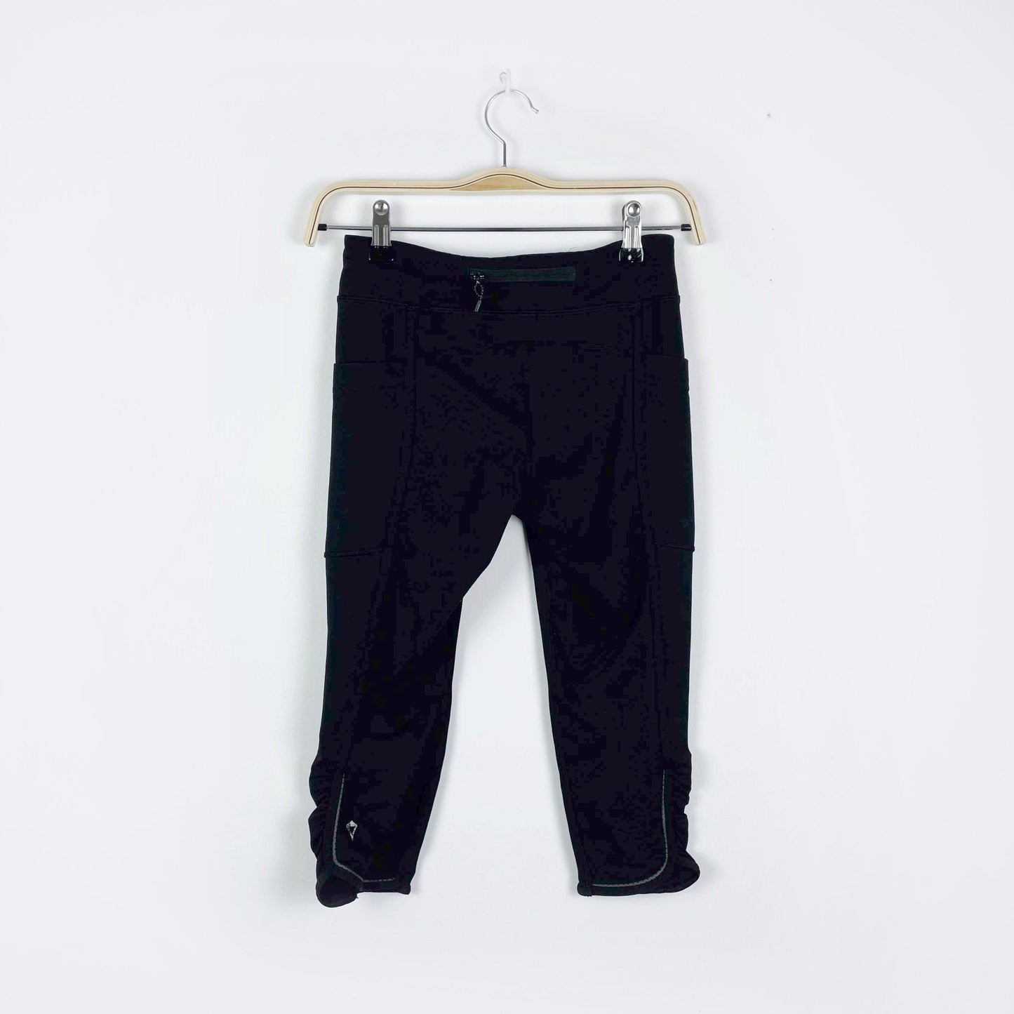 ivivva black cropped tights - size 12