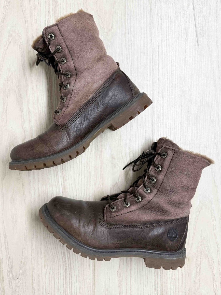 timberland shearling fold down lace up waterproof boots - good market thrift store
