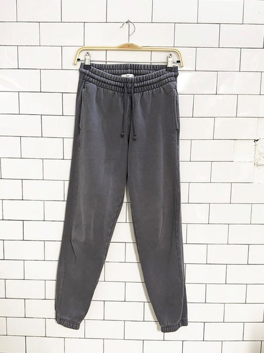 tna cozy fleece boyfriend sweatpants | aritzia - good market thrift store