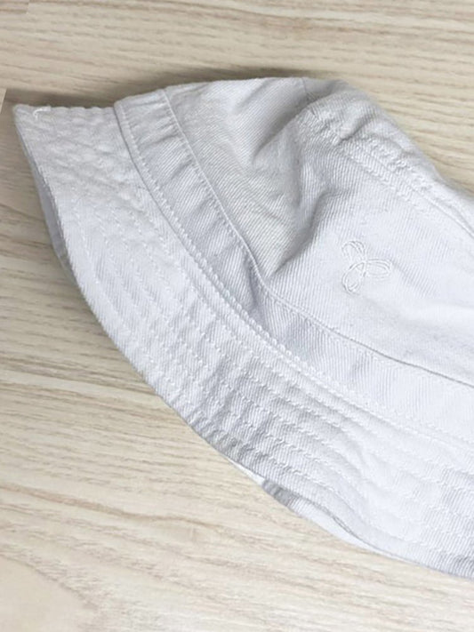 tna embroidered logo bucket hat | aritzia - good market thrift store