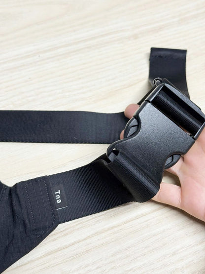 tna multi - pocket belt bag | aritzia - good market thrift store