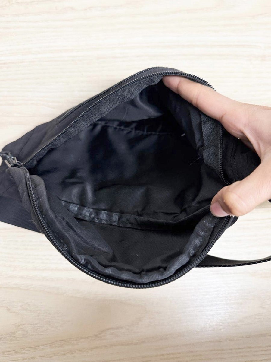 tna multi - pocket belt bag | aritzia - good market thrift store