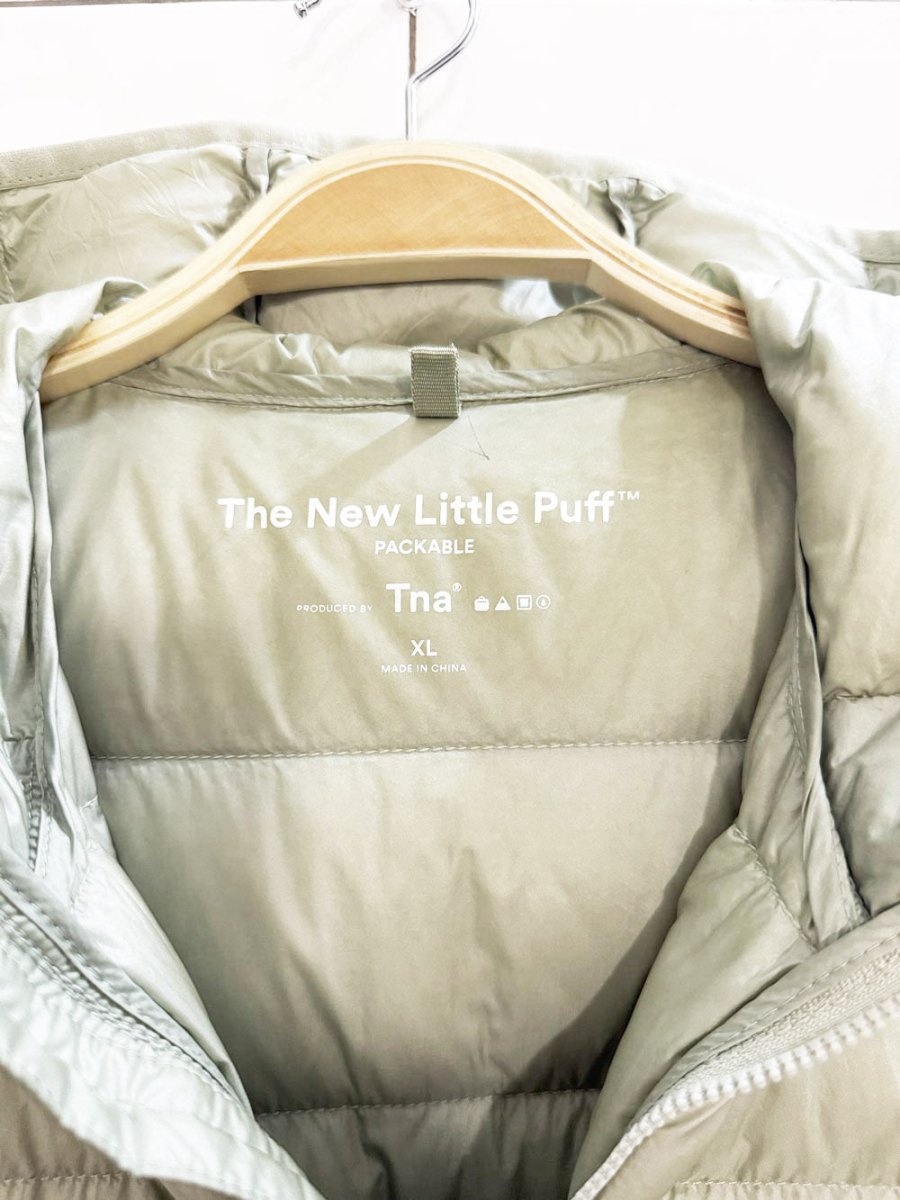 tna the little puff 700 down lightweight packable puffer coat | aritzia - good market thrift store