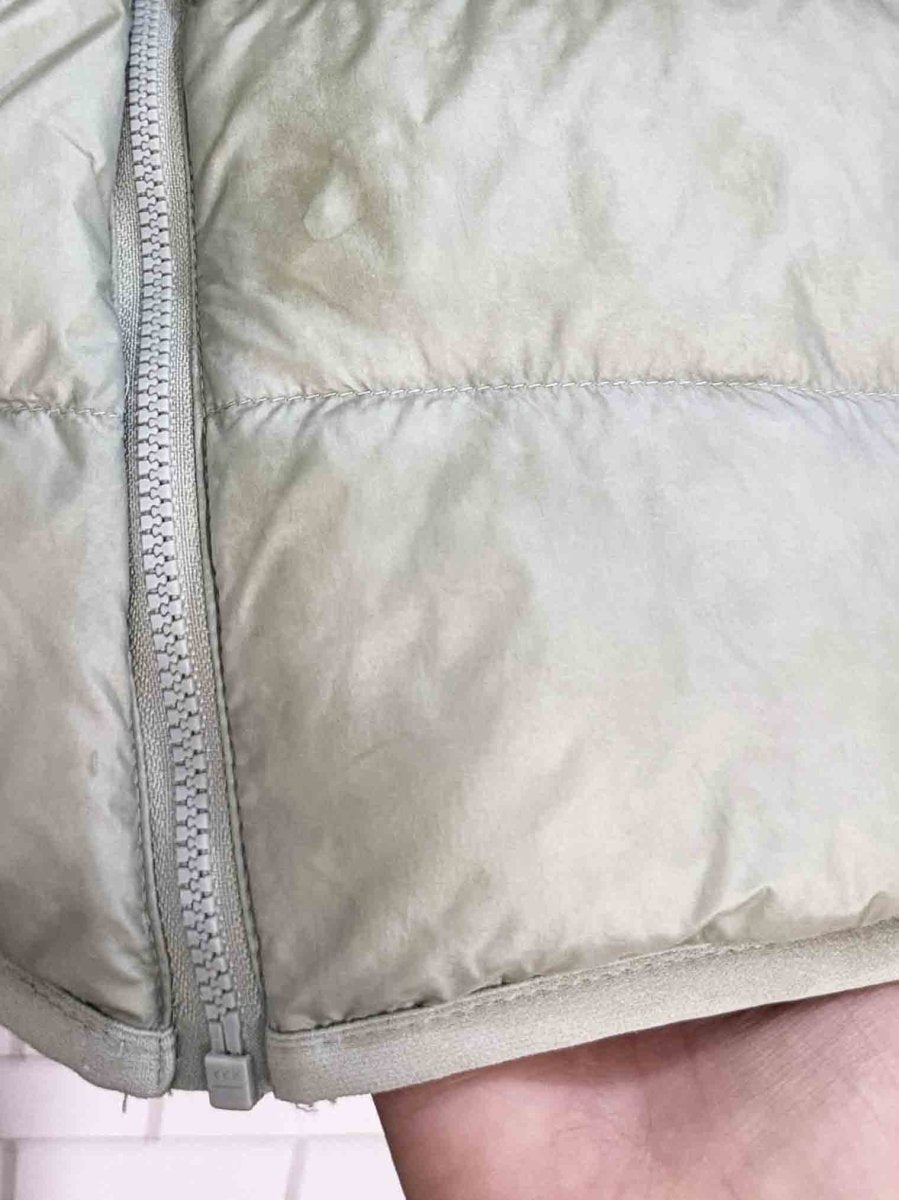 tna the little puff 700 down lightweight packable puffer coat | aritzia - good market thrift store