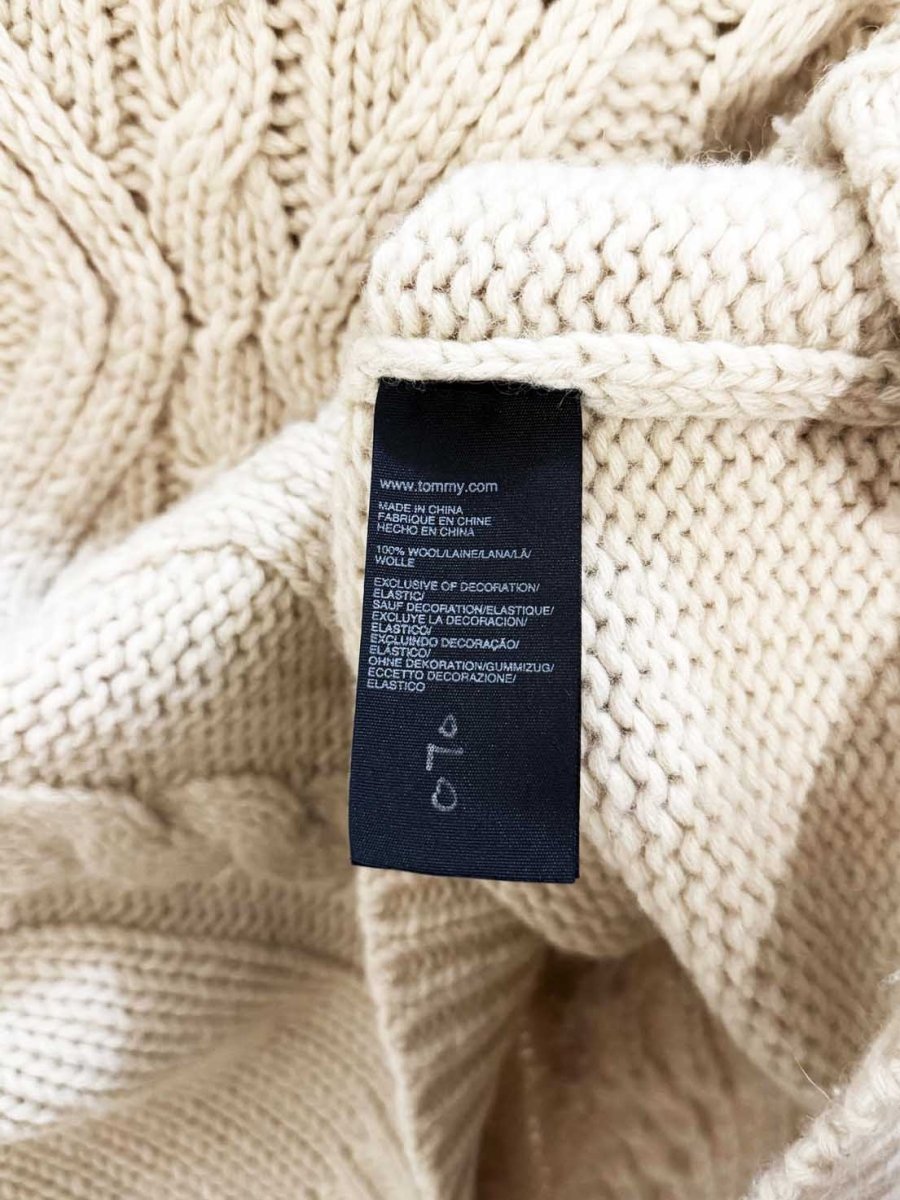 tommy hilfiger 100% wool chunky cable knit sweater - good market thrift store